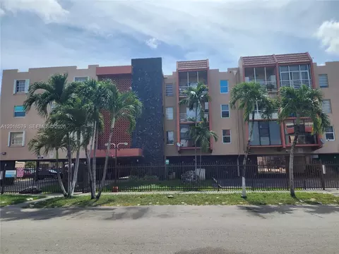 6095 W 19th Ave #205, Hialeah, FL 33012