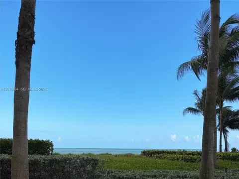 16047 Collins Ave #CABANA 5S, Sunny Isles Beach, FL 33160