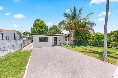 7515 SW 32nd St, Miami, FL 33155