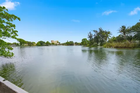 4621 SW 31st Dr, West Park, FL 33023