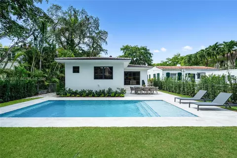 1037 Sevilla Ave, Coral Gables, FL 33134