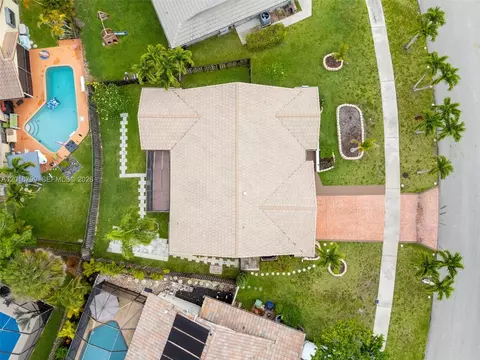 View/Area - 7817 Sunflower Dr, Margate, FL 33063 photo 1 of 5
