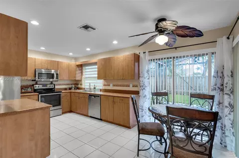 Kitchen - 7817 Sunflower Dr, Margate, FL 33063 photo 3 of 3