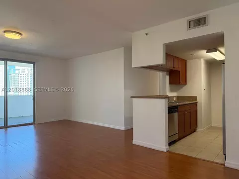 36 NW 6th Ave #1108, Miami, FL 33128