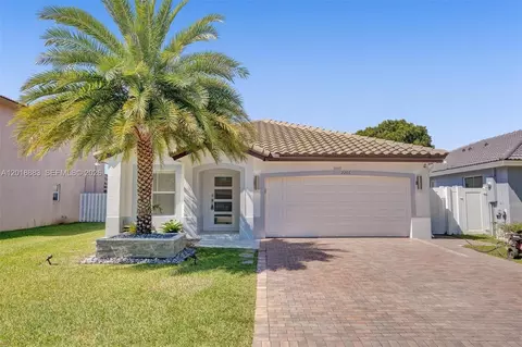 2266 NW 208th Ter, Pembroke Pines, FL 33029