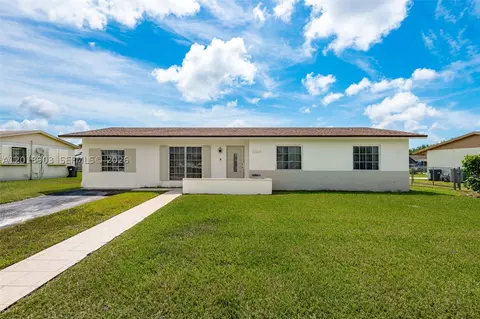 14405 SW 105th Ct, Miami, FL 33176