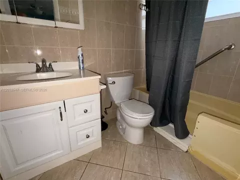 22 SE 3rd Ter #3, Dania Beach, FL 33004 photo 8