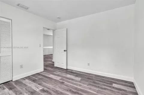 Bedroom - 10101 W Okeechobee Rd #16202, Hialeah Gardens, FL 33016 photo 2 of 6