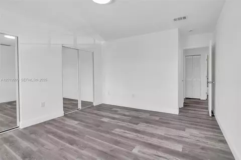 Bedroom - 10101 W Okeechobee Rd #16202, Hialeah Gardens, FL 33016 photo 6 of 6