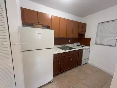 3698 William Ave #5, Miami, FL 33133