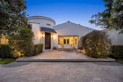 3748 Prairie Ave, Miami Beach, FL 33140
