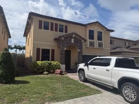 16564 SW 43rd St, Miami, FL 33185