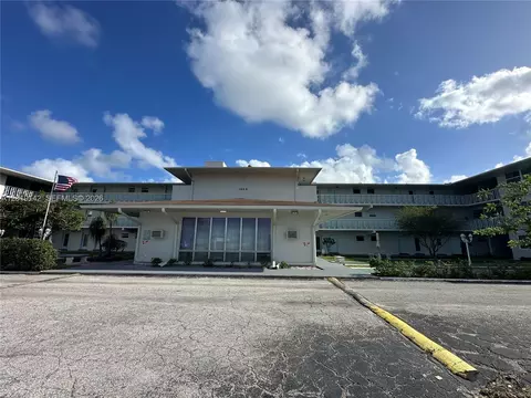 1050 E Sample Rd #208, Pompano Beach, FL 33064 photo 5