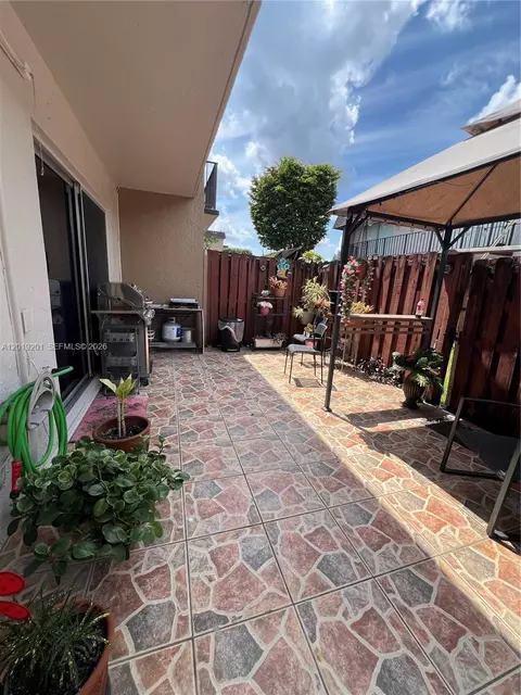 870 SW 129th Pl #106, Miami, FL 33184