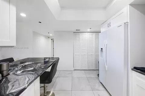 Other - 520 Brickell Key Dr #A710, Miami, FL 33131 photo 4 of 21