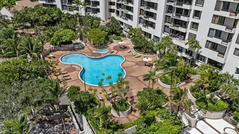 Exterior - 520 Brickell Key Dr #A710, Miami, FL 33131 photo 6 of 6