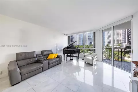 Living - 520 Brickell Key Dr #A710, Miami, FL 33131 photo 2 of 2