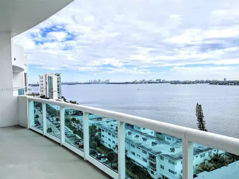 7910 Harbor Island Dr #504, North Bay Village, FL 33141