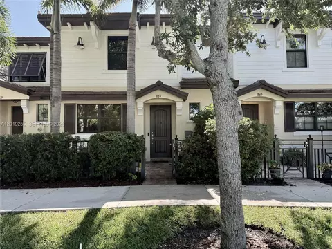 867 S Ocean Blvd, Pompano Beach, FL 33062