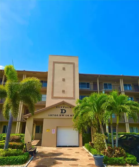 13700 SW 14th St #411D, Pembroke Pines, FL 33027