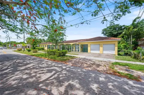 2542 SW 25th Ave, Miami, FL 33133