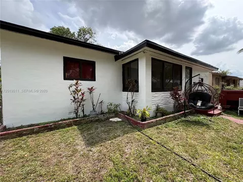 1250 NW 131st St, North Miami, FL 33167