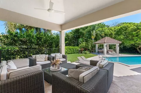 Exterior - 12801 Old Cutler Rd, Pinecrest, FL 33156 photo 5 of 12