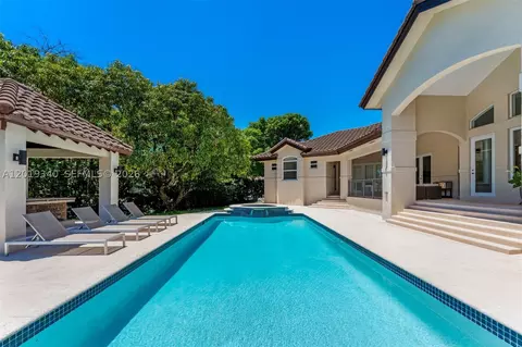 Exterior - 12801 Old Cutler Rd, Pinecrest, FL 33156 photo 8 of 12