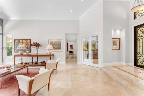 Entry Way - 12801 Old Cutler Rd, Pinecrest, FL 33156 photo 3 of 6