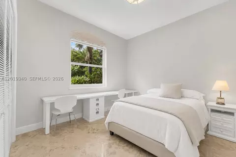 Bedroom - 12801 Old Cutler Rd, Pinecrest, FL 33156 photo 9 of 9
