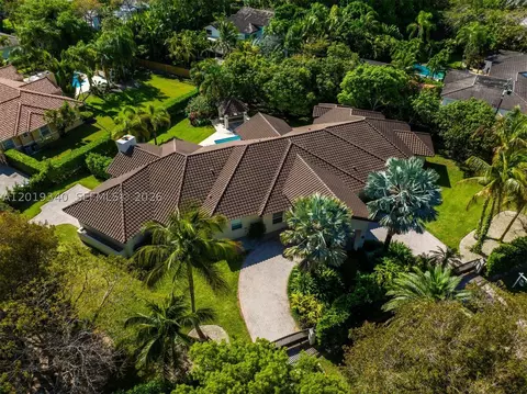 View/Area - 12801 Old Cutler Rd, Pinecrest, FL 33156 photo 4 of 4