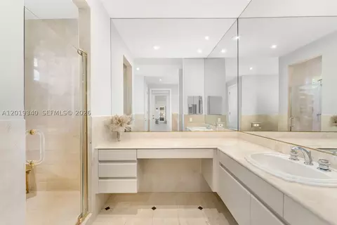 Bath - 12801 Old Cutler Rd, Pinecrest, FL 33156 photo 1 of 6