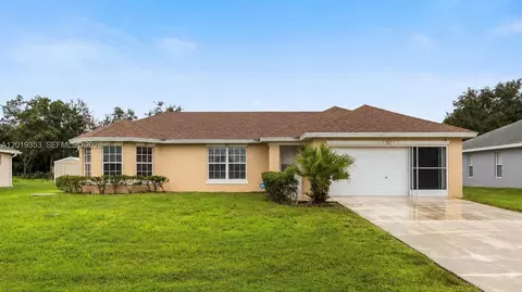 1392 SW Sudder Ave, Saint Lucie West, FL 34953