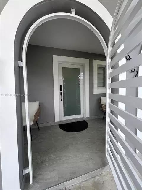 Entry Way - 6832 W 2nd Ct, Hialeah, FL 33014 photo 1 of 3
