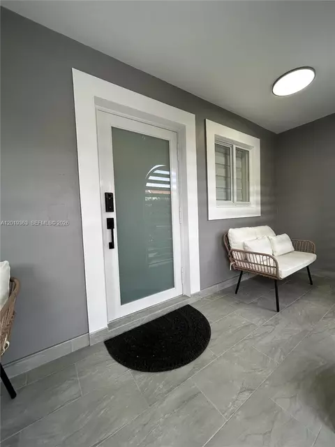 Exterior - 6832 W 2nd Ct, Hialeah, FL 33014 photo 2 of 5