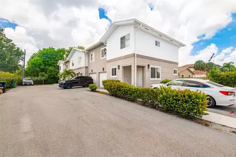 811-817 NW 3rd Ave, Fort Lauderdale, FL 33311
