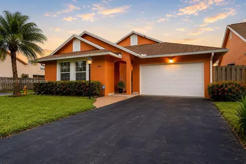 Undisclosed, Hialeah, FL 33015 photo 3