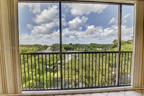 2808 N 46th Ave #E654, Hollywood, FL 33021 photo 36