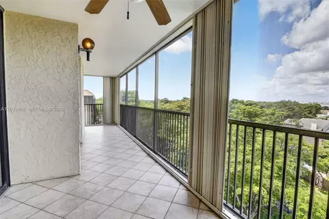 Exterior - 2808 N 46th Ave #E654, Hollywood, FL 33021 photo 4 of 8