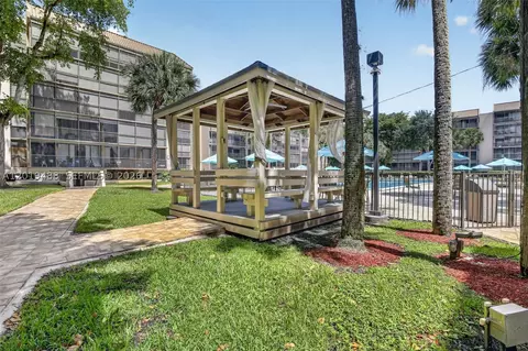 2808 N 46th Ave #E654, Hollywood, FL 33021 photo 39