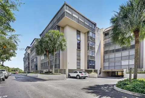2808 N 46th Ave #E654, Hollywood, FL 33021 photo 2
