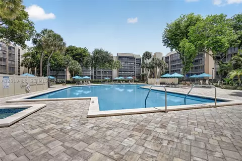 2808 N 46th Ave #E654, Hollywood, FL 33021 photo 38