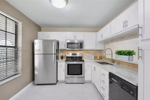 2382 NW 89th Dr #2382, Coral Springs, FL 33065