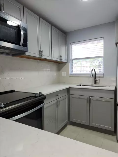 2811 N Pine Island Rd #107, Sunrise, FL 33322