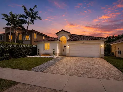 9256 SW 209th Ter, Cutler Bay, FL 33189