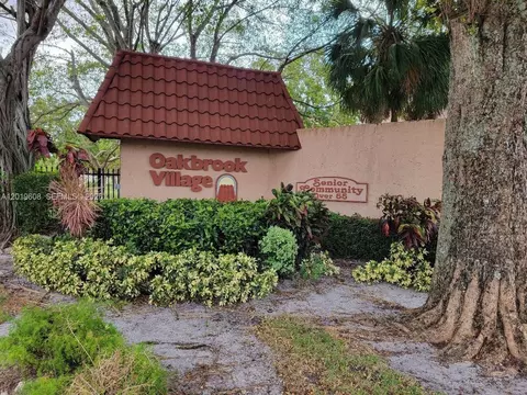 8120 SW 24th St #314, North Lauderdale, FL 33068