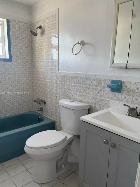 17051 NE 35th Ave #202, North Miami Beach, FL 33160