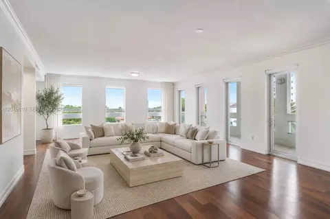 455 E Palmetto Park Rd #4E, Boca Raton, FL 33432