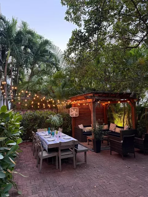 Exterior - 209 Enid Dr #36, Key Biscayne, FL 33149 photo 16 of 17