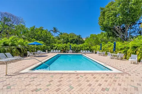 Exterior - 209 Enid Dr #36, Key Biscayne, FL 33149 photo 8 of 17